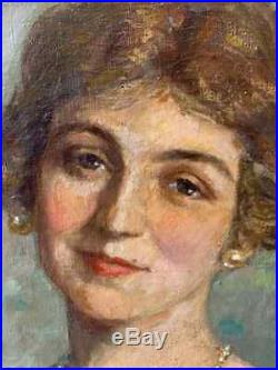 English School 1920's Portrait of English Society Lady Framed Oil Painting Canva