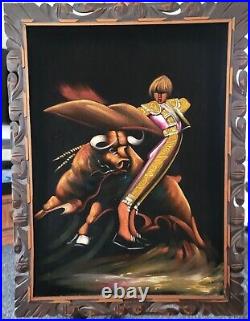 Vintage Velvet Art Oil Painting Matador Bull Hand Carved Wood Frame Mexico 30x40