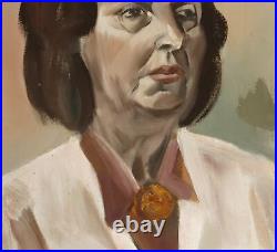 Vintage realist oil painting woman portrait